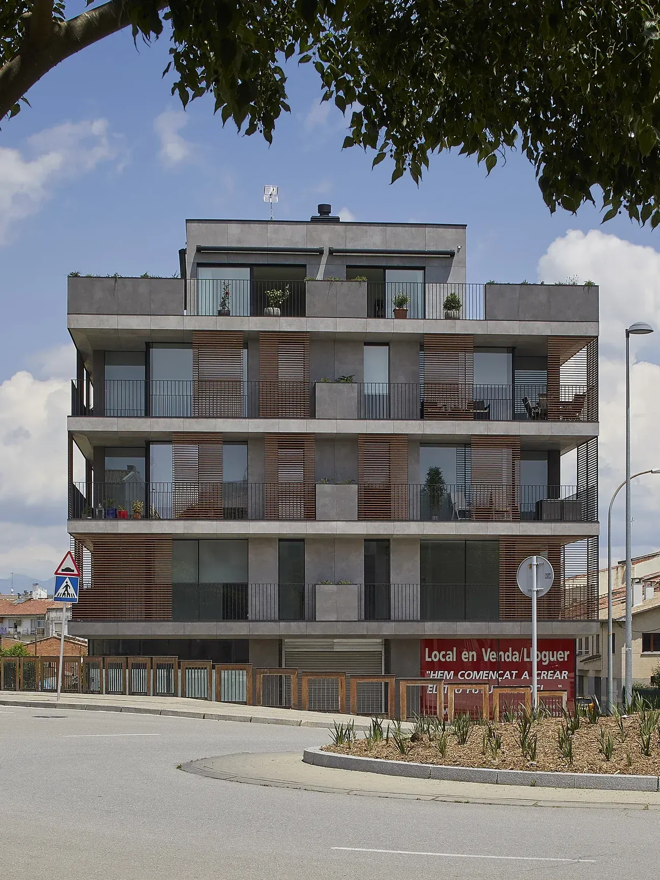 Obra de Edificaciones Moreno en la carretera de Roda, Vic